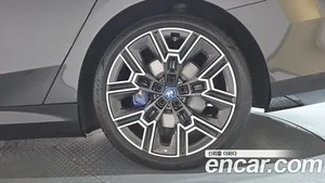 BMW 5-Series, 2025 — миниатюра 6