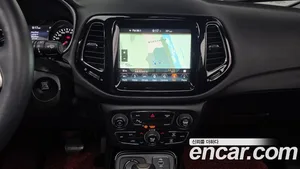 Jeep Compass, 2018 — миниатюра 15