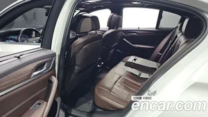 BMW 5-Series, 2017 — миниатюра 11