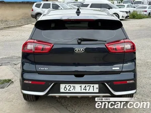 Kia Niro, 2017 — миниатюра 3