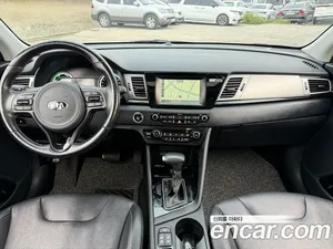 Kia Niro, 2017 — миниатюра 7