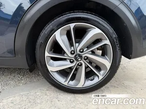Kia Niro, 2017 — миниатюра 19
