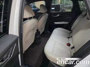 Audi Q4 e-tron, 2022 — миниатюра 15