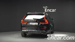 Volvo XC60, 2023 — миниатюра 3