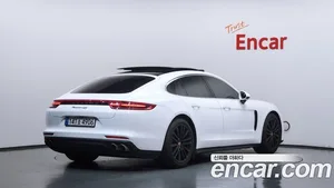 Porsche Panamera, 2017 — миниатюра 2