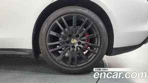 Porsche Panamera, 2017 — миниатюра 7
