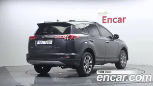 Toyota RAV4, 2018 — миниатюра 2