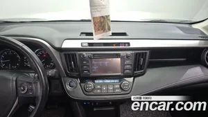 Toyota RAV4, 2018 — миниатюра 20