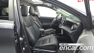 Toyota RAV4, 2018 — миниатюра 16