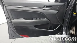 Hyundai Avante, 2017 — миниатюра 14