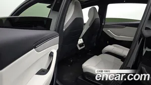 Tesla Model Y, 2026 — миниатюра 17