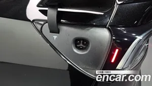 Tesla Model Y, 2026 — миниатюра 30