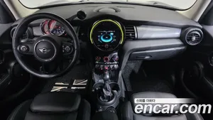 Mini Cooper, 2017 — миниатюра 10