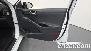 Hyundai Ioniq, 2016 — миниатюра 13