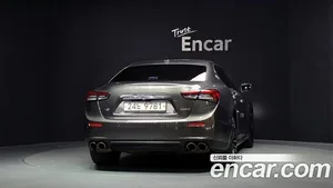 Maserati Ghibli, 2017 — миниатюра 4