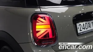 Mini Cooper, 2020 — миниатюра 8