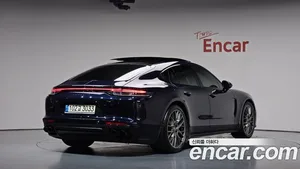 Porsche Panamera, 2021 — миниатюра 1