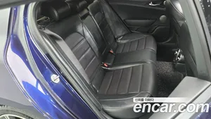 Kia Stinger, 2018 — миниатюра 17