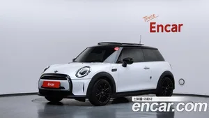 Mini Cooper, 2023 — миниатюра 1