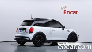 Mini Cooper, 2023 — миниатюра 2