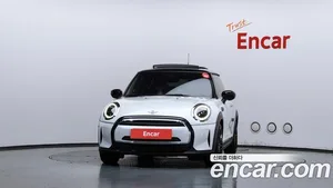 Mini Cooper, 2023 — миниатюра 3