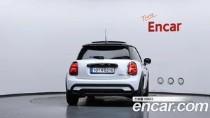 Mini Cooper, 2023 — миниатюра 4