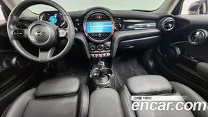 Mini Cooper, 2023 — миниатюра 10