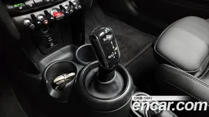 Mini Cooper, 2023 — миниатюра 12