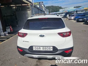 Kia Stonic, 2018 — миниатюра 4