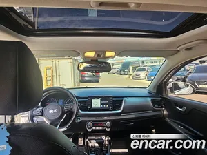 Kia Stonic, 2018 — миниатюра 13