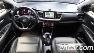 Kia Stonic, 2017 — миниатюра 7