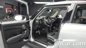 Mini Cooper, 2020 — миниатюра 12
