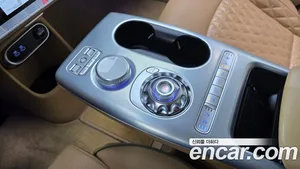 Genesis GV60, 2023 — миниатюра 12