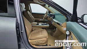 Genesis GV60, 2023 — миниатюра 17