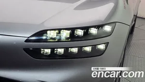 Genesis GV60, 2023 — миниатюра 8