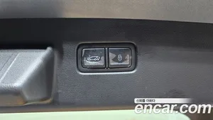Genesis GV60, 2023 — миниатюра 30