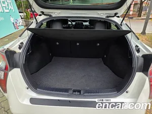 Toyota Prius, 2018 — миниатюра 11