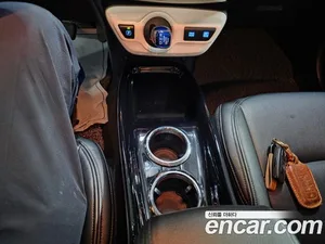Toyota Prius, 2018 — миниатюра 14
