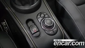 Mini Countryman, 2023 — миниатюра 9