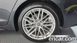 Genesis G70, 2019 — миниатюра 7
