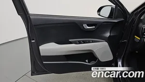 Kia Stonic, 2018 — миниатюра 13