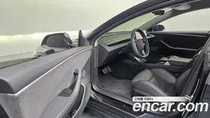 Tesla Model 3, 2024 — миниатюра 12