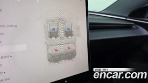 Tesla Model 3, 2024 — миниатюра 23
