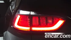 Jeep Cherokee, 2018 — миниатюра 8