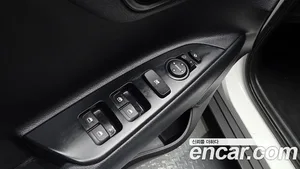 Kia Stonic, 2018 — миниатюра 23