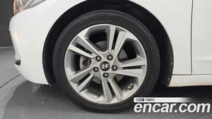 Hyundai Avante, 2017 — миниатюра 5