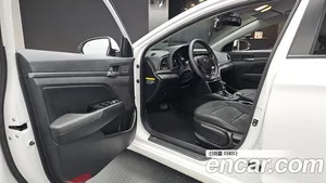 Hyundai Avante, 2017 — миниатюра 13