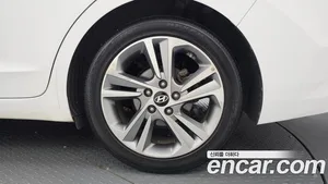 Hyundai Avante, 2017 — миниатюра 7