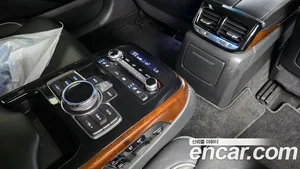 Genesis EQ900, 2018 — миниатюра 28