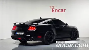Ford Mustang, 2022 — миниатюра 1